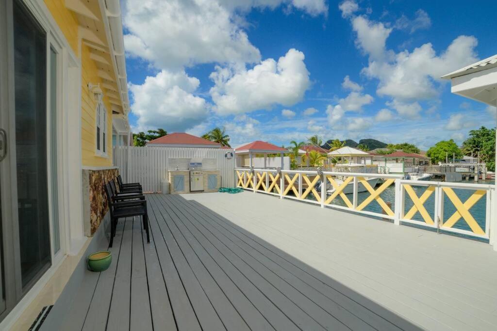 Attractive 3-Bedroom Home - Harbour Breeze Jolly Harbour Exterior foto